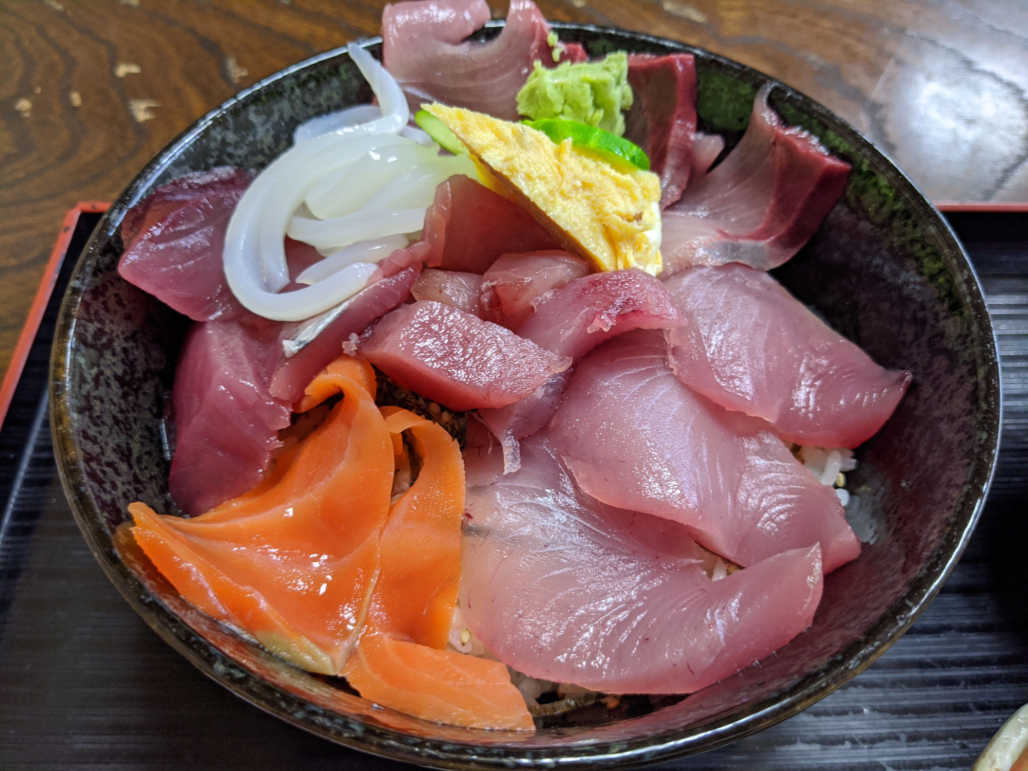 鮮魚「つきじ」の海鮮丼