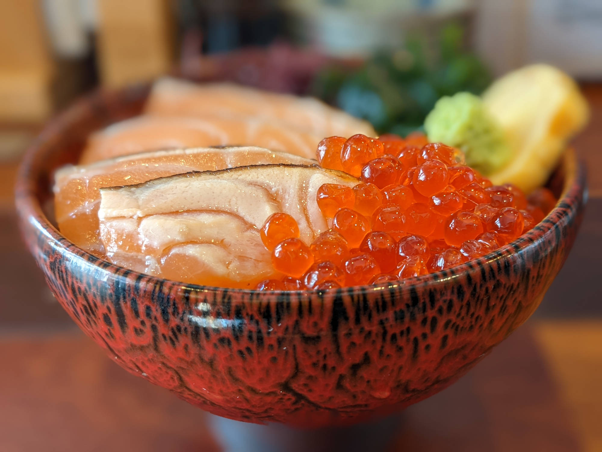 渋谷 波の はいくら サーモン専門店 究極のサーモン丼とお茶漬けを堪能できました ダッチの渋谷ノマド生活