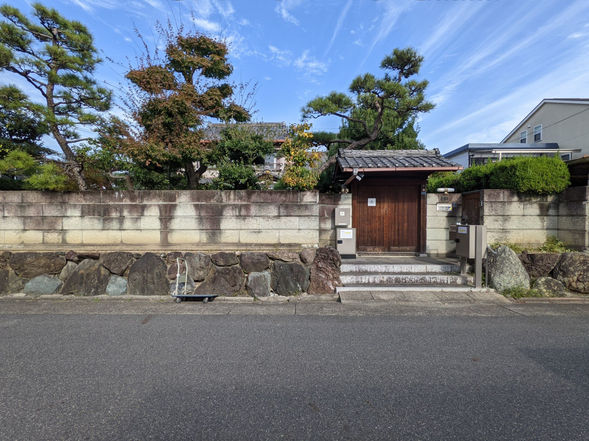 名古屋C邸の門