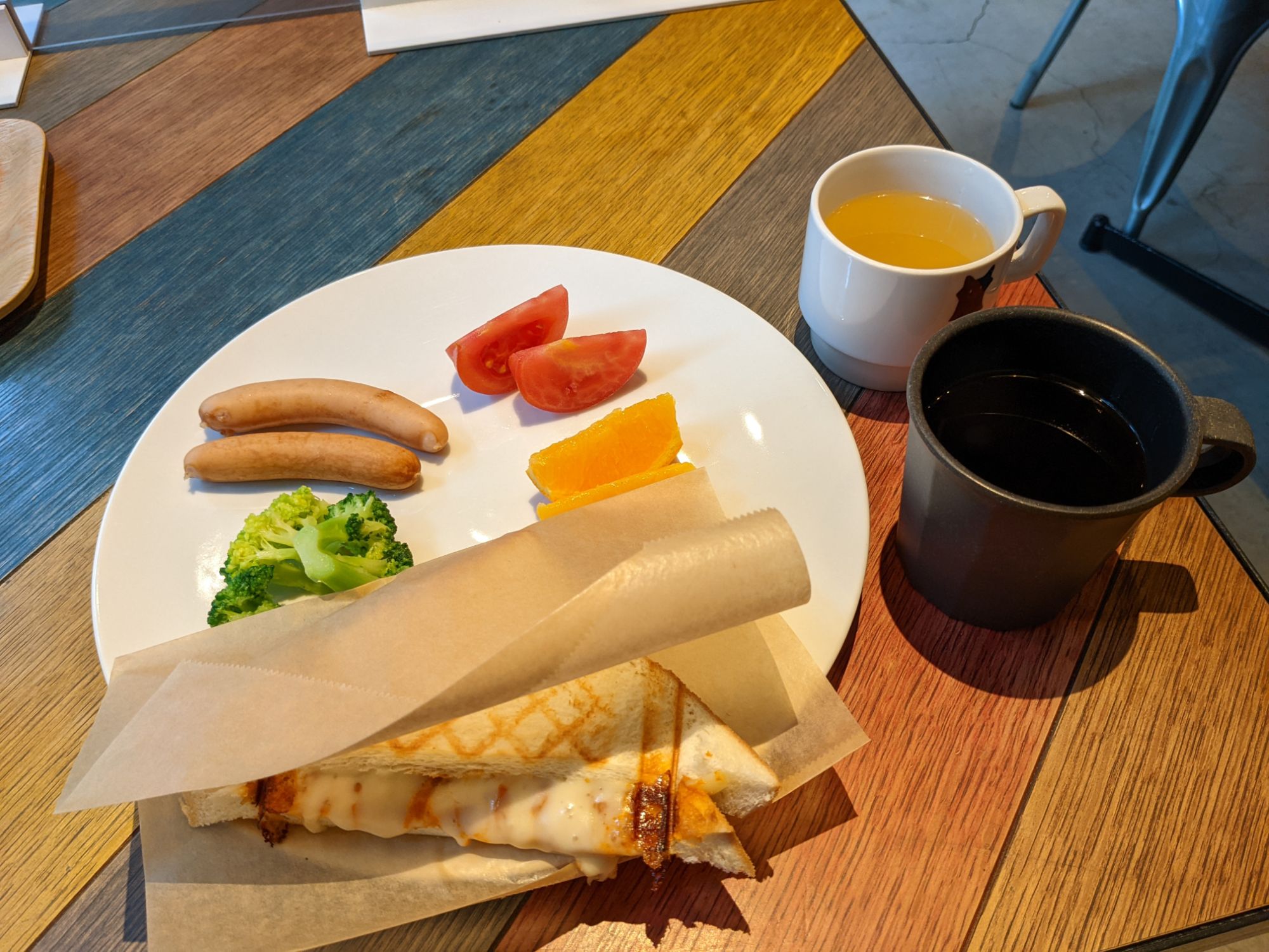 「グリッズ 東京 浅草橋 ホテル & ホステル」の朝食