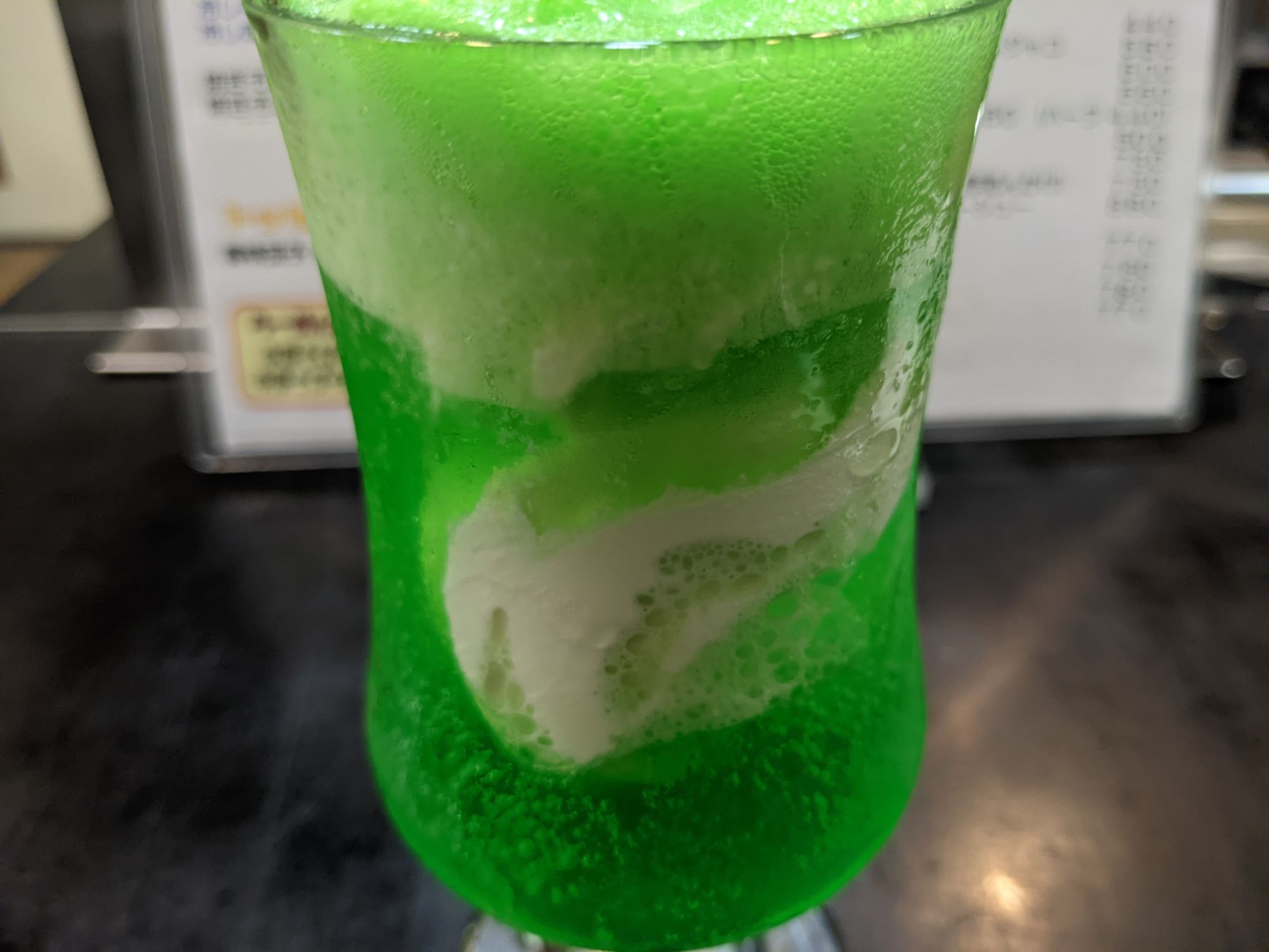 銀座富士アイスのクリームソーダ