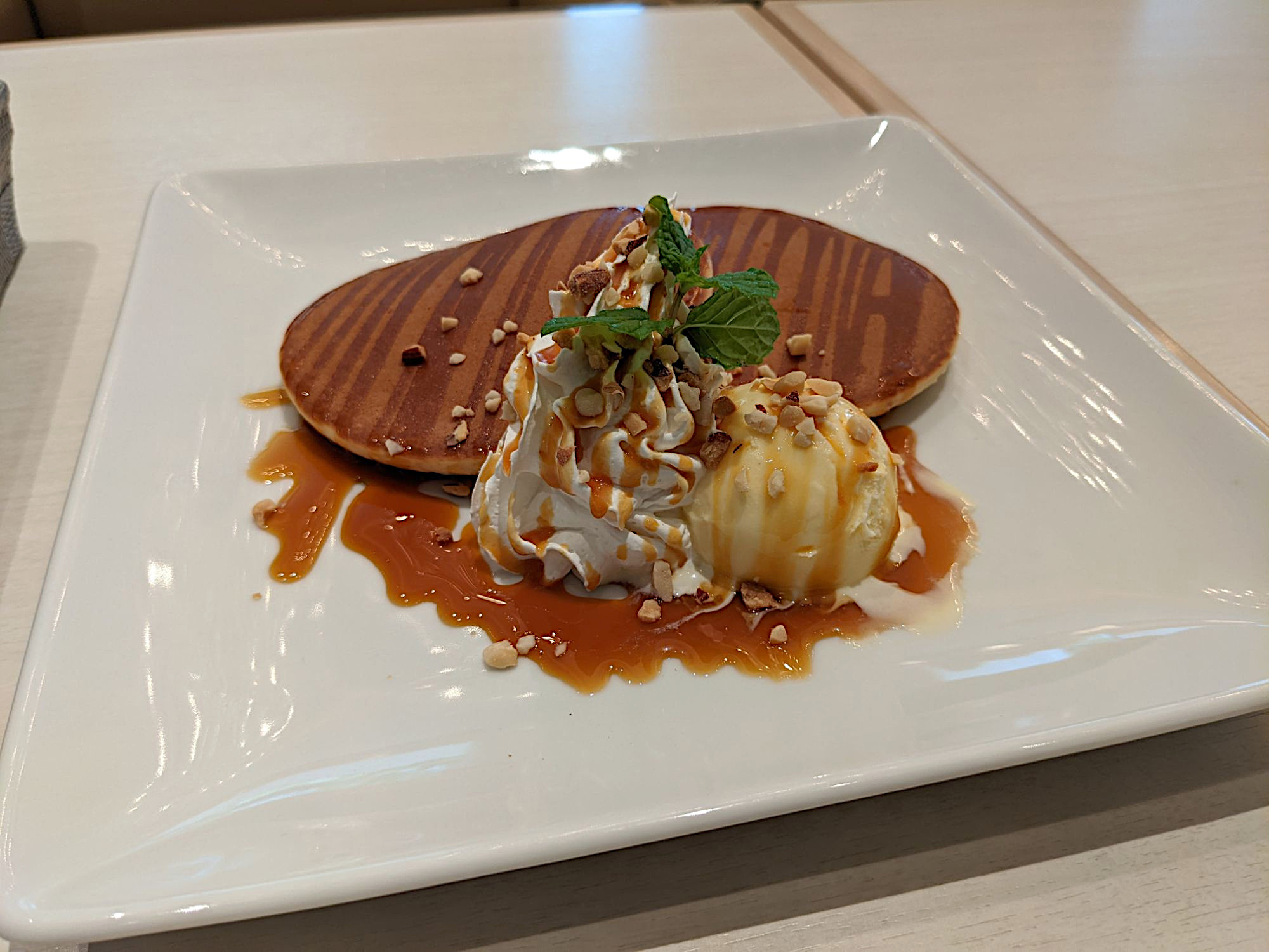 喫茶館キーフェルグローバルクラブ 渋谷店のパンケーキ