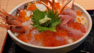城崎温泉「おけしょう鮮魚の海中苑」の海鮮丼