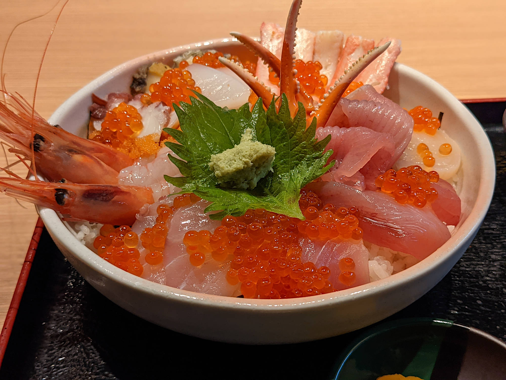 城崎温泉 おけしょう鮮魚の海中苑 の海鮮丼が贅沢過ぎ 種類も多くて食べ応えあり ダッチの渋谷ノマド生活