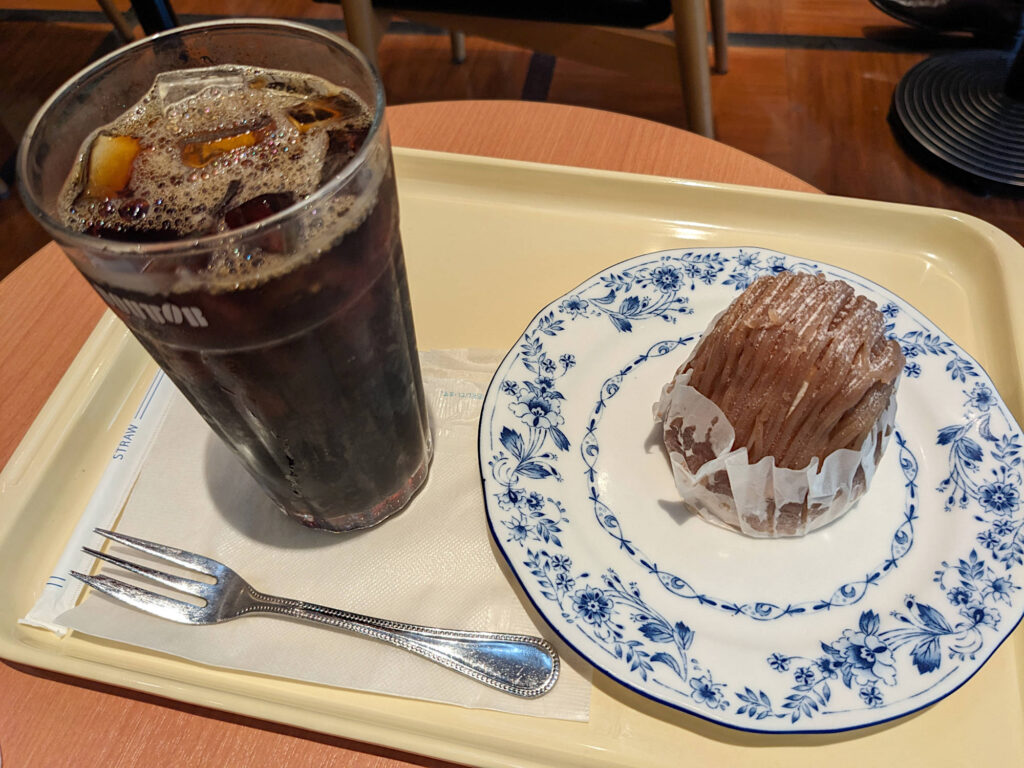 ドトール「イタリア栗のモンブラン」とアイスコーヒー